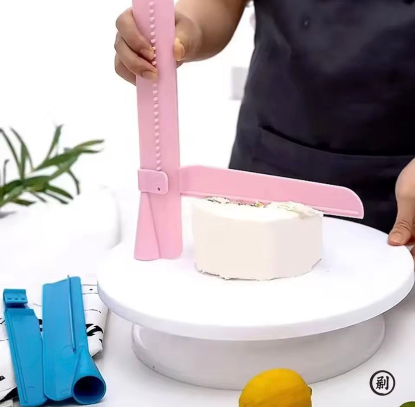 Adjustable Cake Smoother & Icing Scraper Tool