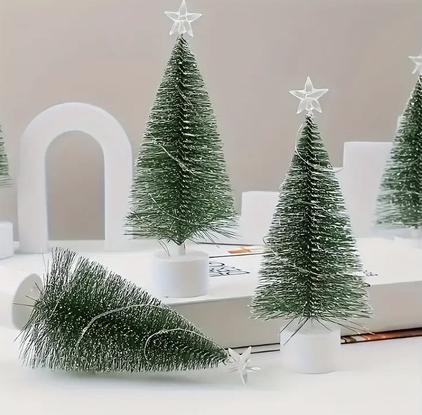 LED Star-Topped Bottle Brush Christmas Tree (17cm)