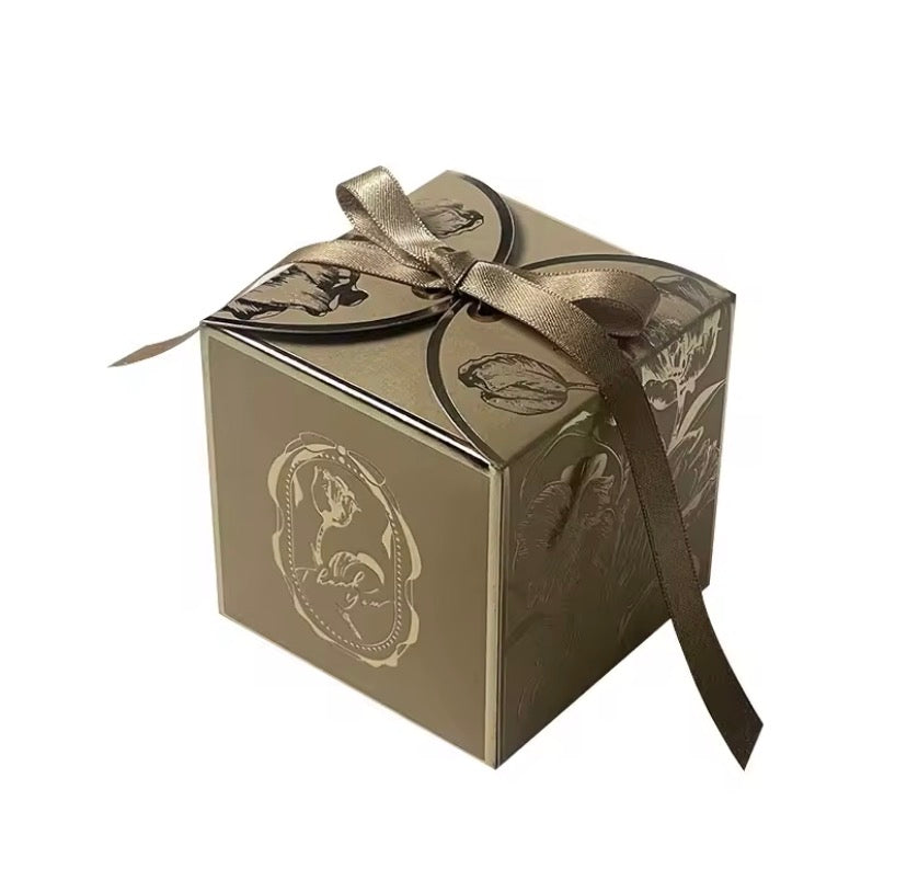 Luxury Gold Ribbon Favor Gift Boxes