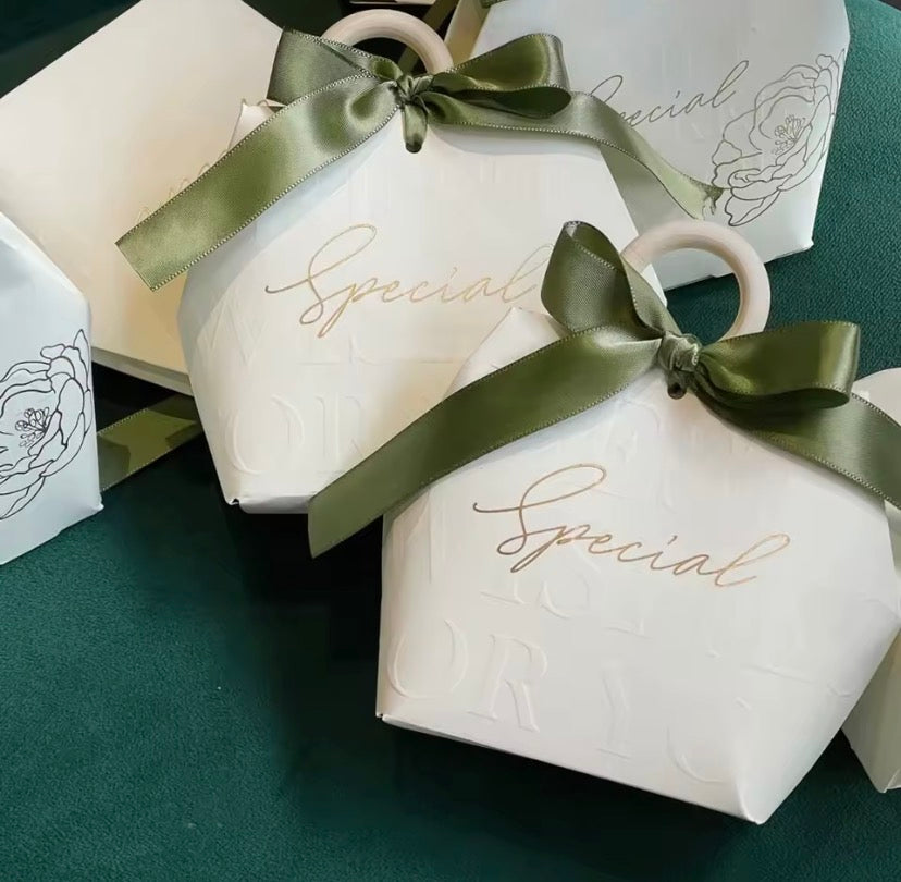 Luxury Ribbon Gift Box.