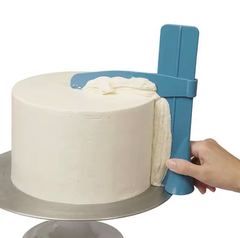 Adjustable Cake Smoother & Icing Scraper Tool