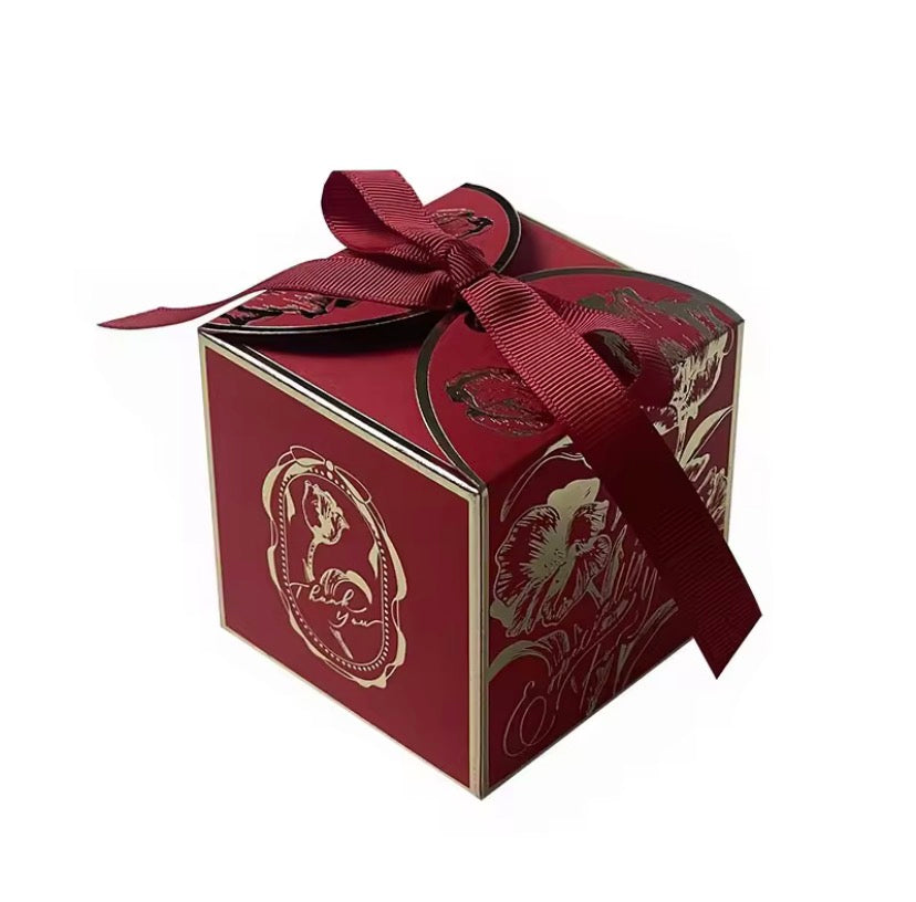 Luxury Gold Ribbon Favor Gift Boxes