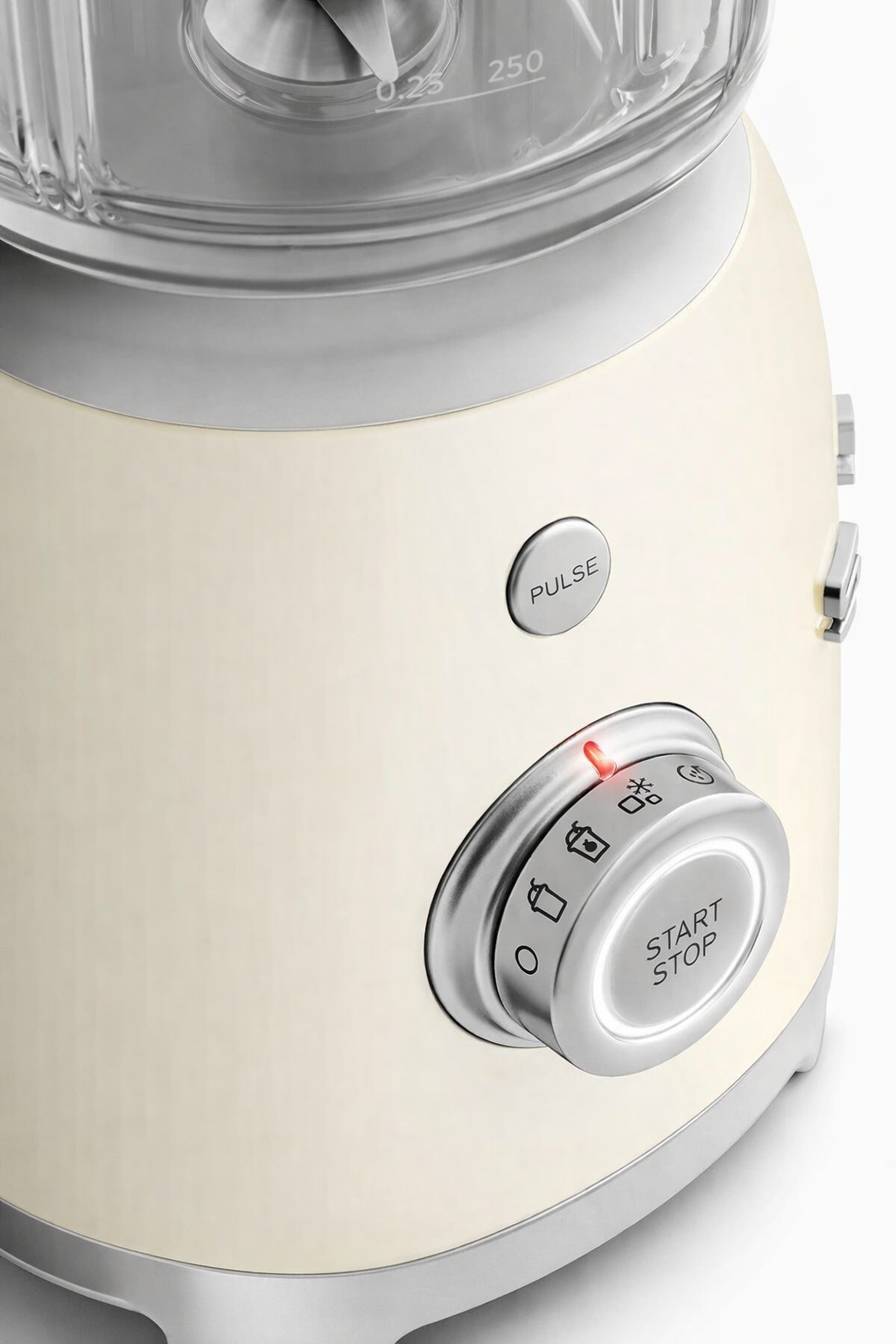 SMEG Retro Blender – 1.5L Glass Jug, Multi-Speed Control & Pulse Function